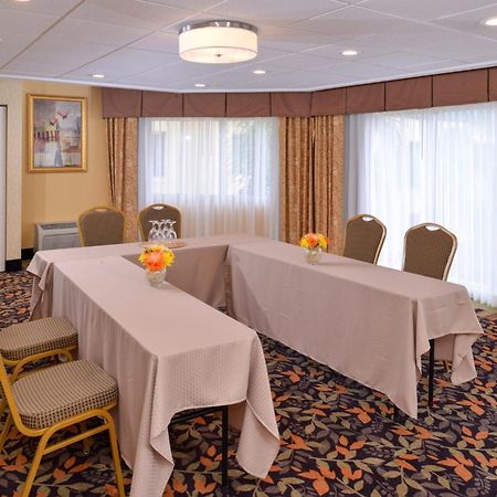 Holiday Inn Express Hotel Clearwater East - Icot Center By Ihg Пинеллас-Парк Экстерьер фото