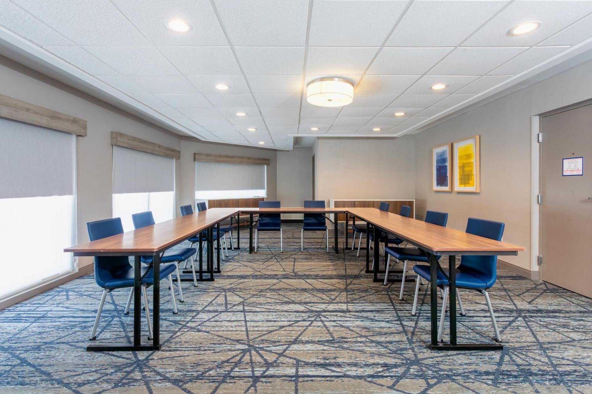 Holiday Inn Express Hotel Clearwater East - Icot Center By Ihg Пинеллас-Парк Экстерьер фото