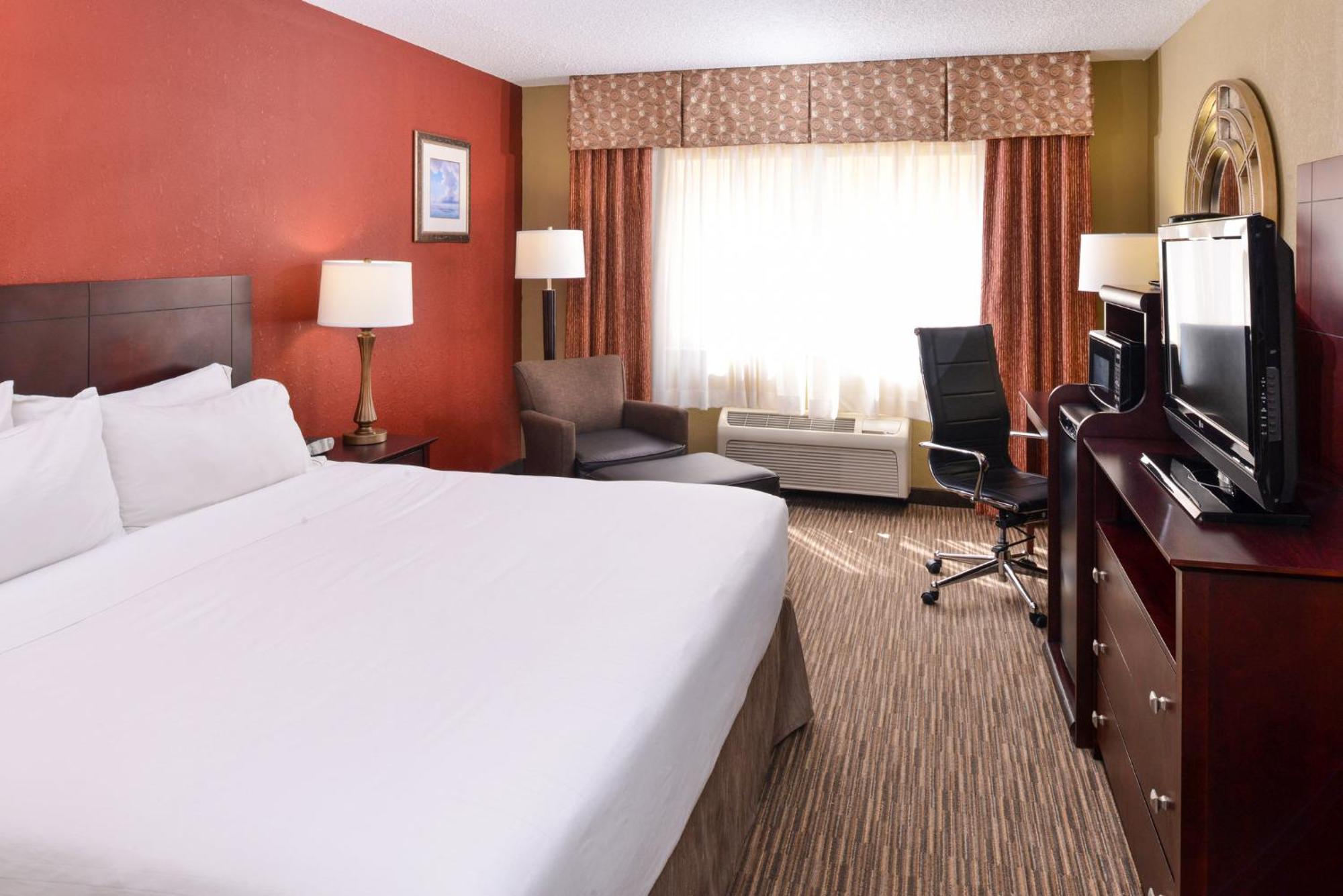 Holiday Inn Express Hotel Clearwater East - Icot Center By Ihg Пинеллас-Парк Экстерьер фото