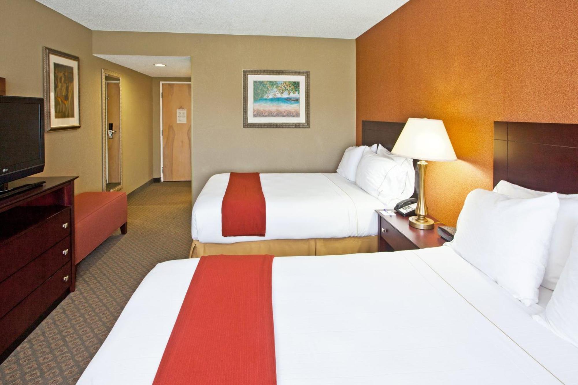 Holiday Inn Express Hotel Clearwater East - Icot Center By Ihg Пинеллас-Парк Экстерьер фото
