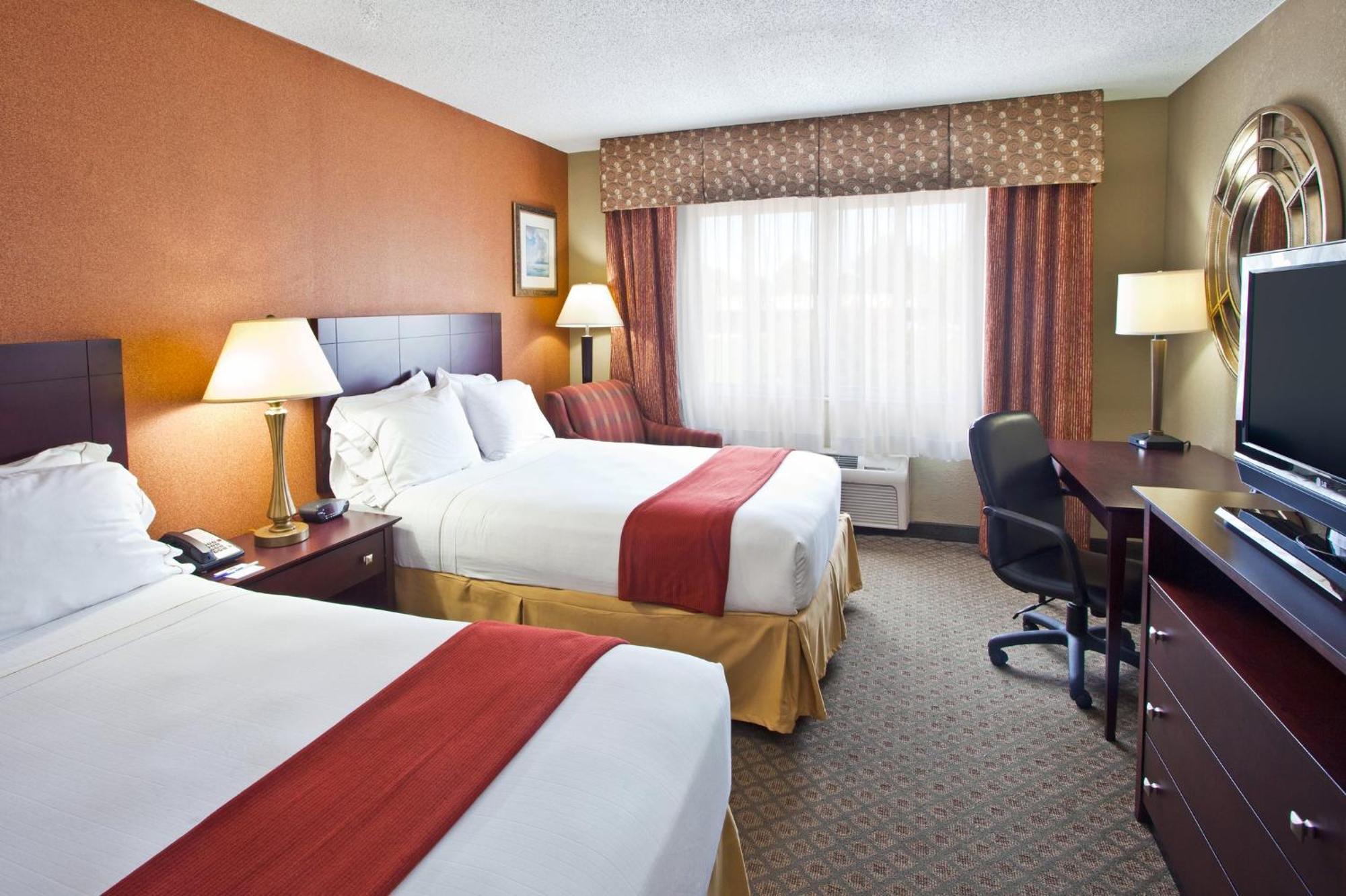 Holiday Inn Express Hotel Clearwater East - Icot Center By Ihg Пинеллас-Парк Экстерьер фото