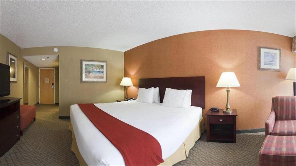 Holiday Inn Express Hotel Clearwater East - Icot Center By Ihg Пинеллас-Парк Экстерьер фото